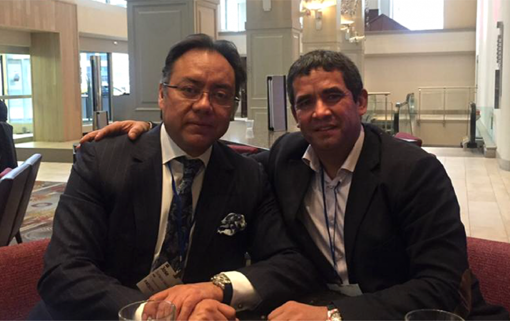 Dr Soriano con su amigo y colega Neurocirujano Jose Poblete de Barcelona España